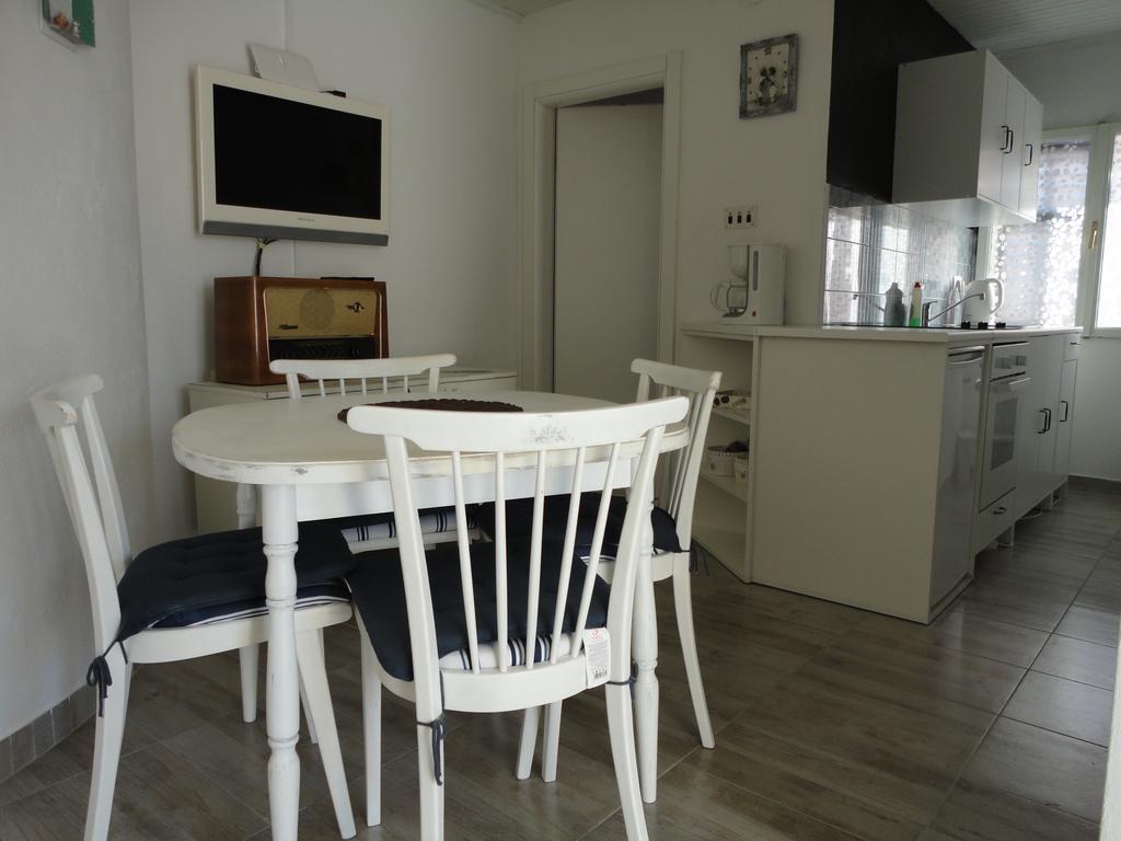 Apartment Rados Nin Eksteriør billede